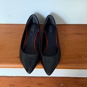 Rockport Black Pointed Toe Heels
Bundle 3 and get 15% off